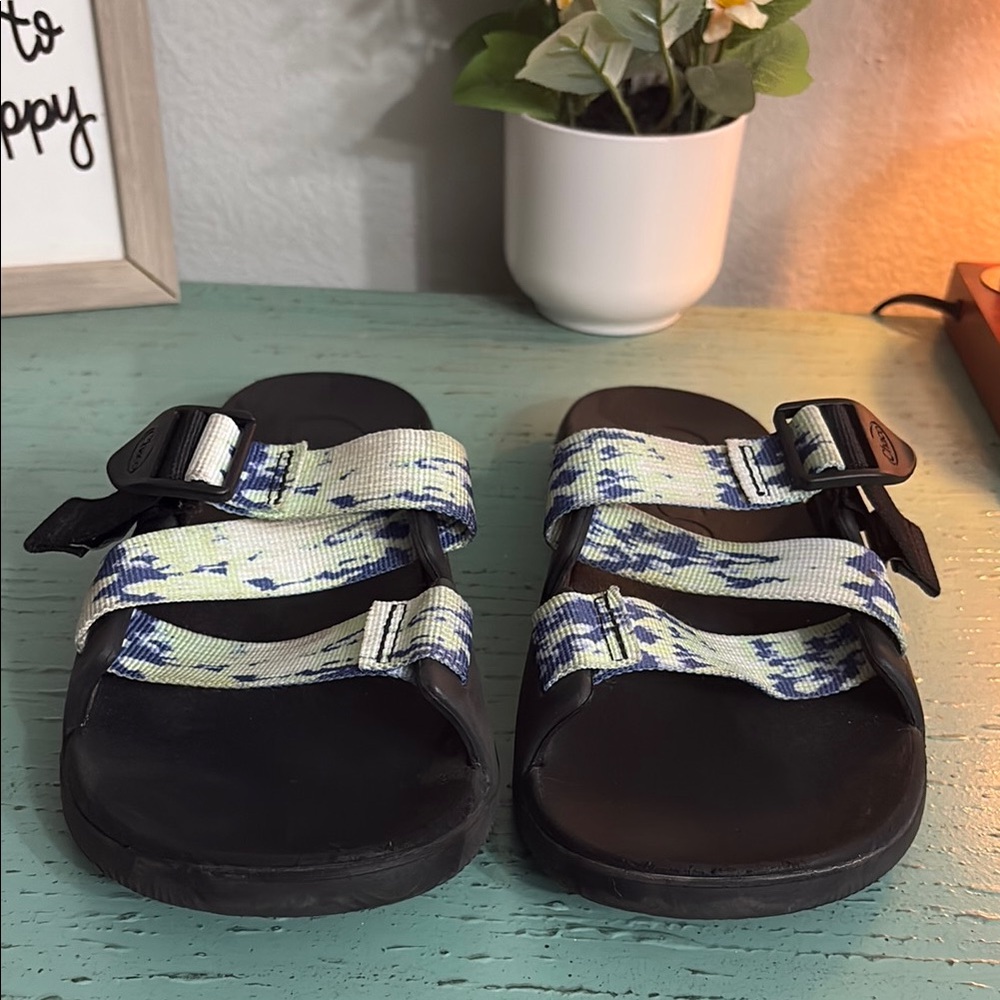 Chaco Sandals with Adjustable Straps - Black and Blue SZ Wos 8 box 146